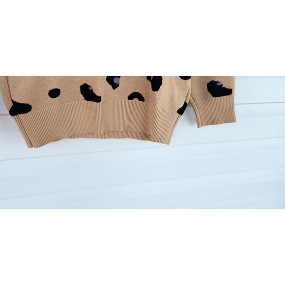 Heavy Knit Crew Neck Leopard Print Sweater - Picture 5 of 6